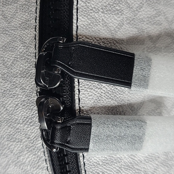 NWT MICHAEL KORS Cooper‎ Large Bright White  Signature Backpack - Picture 9 of 10